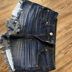 American Eagle denim shorts!